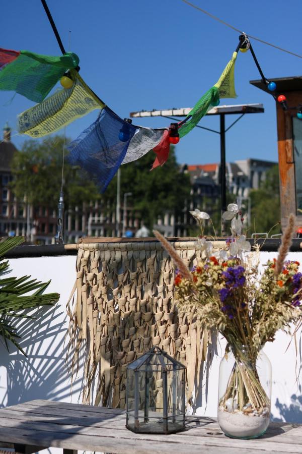 Flow Amsterdam Bagian luar foto